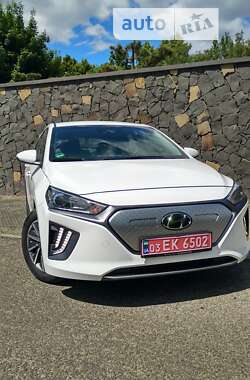 Лифтбек Hyundai Ioniq 2021 в Луцке