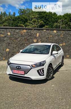 Лифтбек Hyundai Ioniq 2021 в Луцке