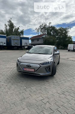 Лифтбек Hyundai Ioniq 2020 в Черновцах