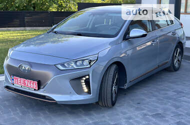 Хетчбек Hyundai Ioniq 2017 в Сарнах