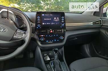 Лифтбек Hyundai Ioniq 2021 в Одессе