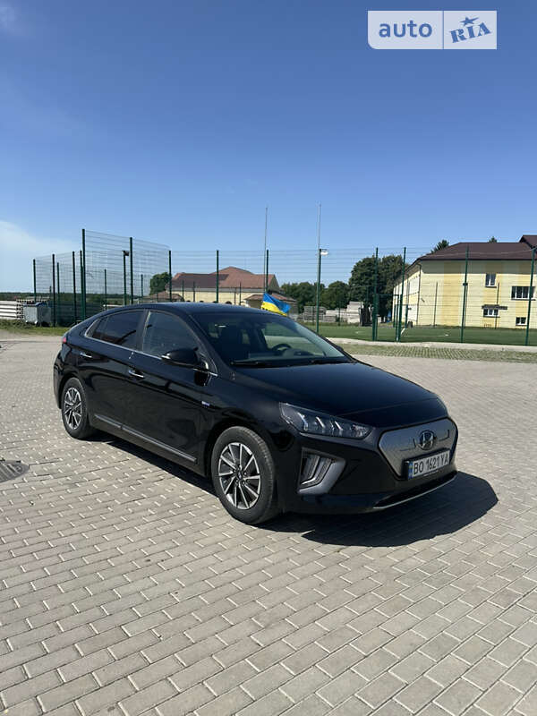 Лифтбек Hyundai Ioniq 2020 в Тернополе