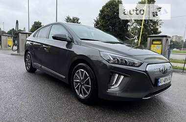 Лифтбек Hyundai Ioniq 2021 в Киеве