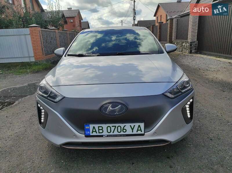 Хетчбек Hyundai Ioniq 2017 в Хмільнику
