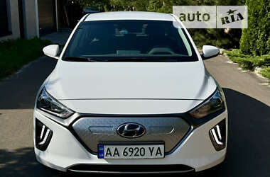 Лифтбек Hyundai Ioniq 2021 в Киеве