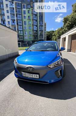 Хетчбек Hyundai Ioniq 2017 в Вінниці