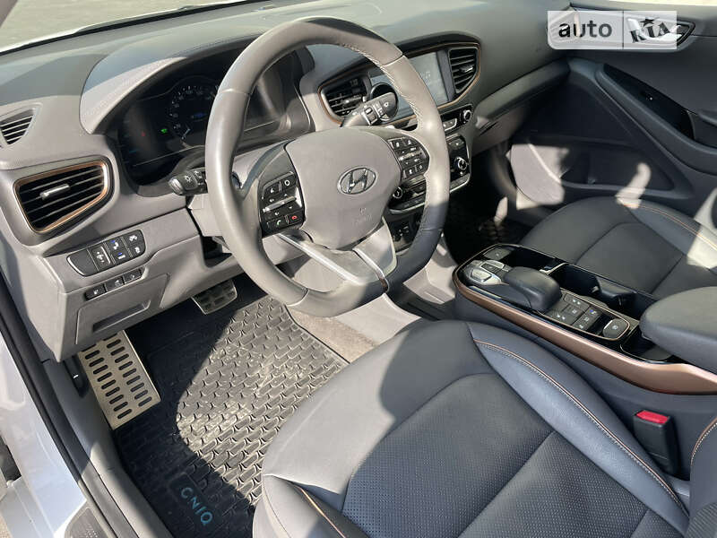 Лифтбек Hyundai Ioniq 2019 в Одессе