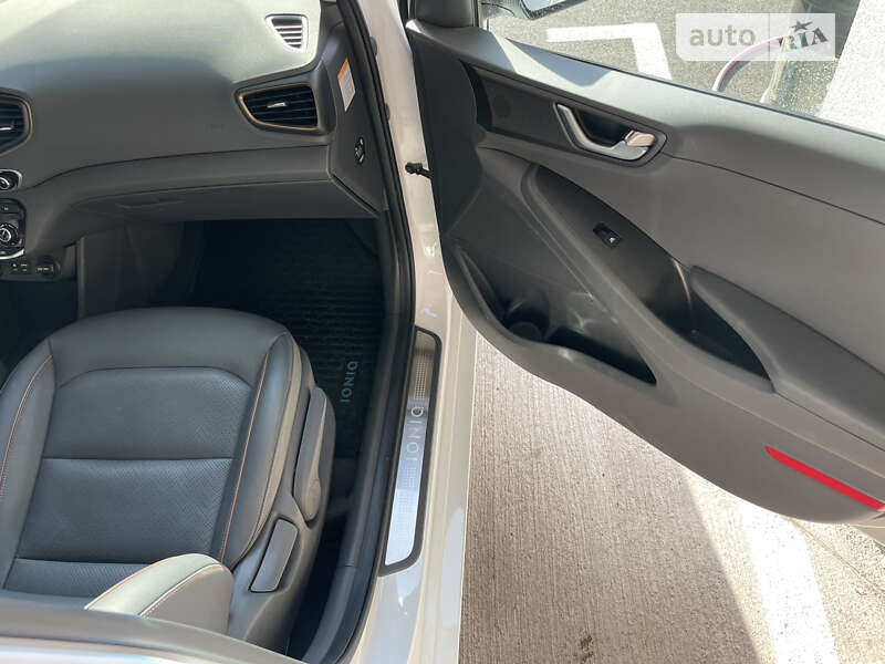 Лифтбек Hyundai Ioniq 2019 в Одессе