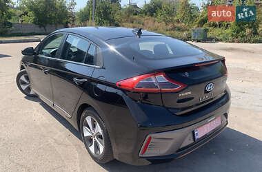 Хетчбек Hyundai Ioniq 2018 в 