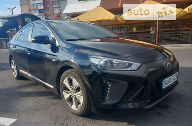 Хэтчбек Hyundai Ioniq 2017 в Светловодске