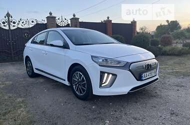 Ліфтбек Hyundai Ioniq 2021 в Києві