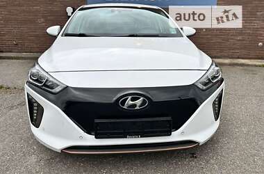 Хэтчбек Hyundai Ioniq 2019 в Тернополе