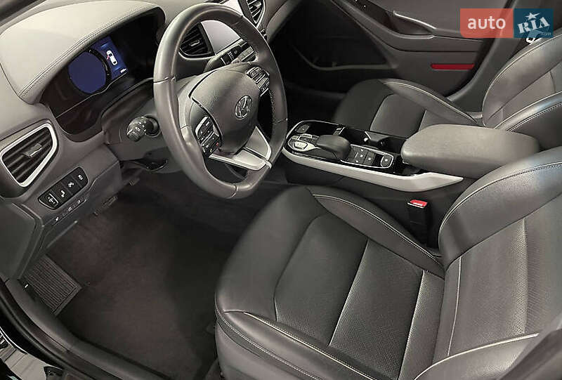 Хэтчбек Hyundai Ioniq 2018 в Львове