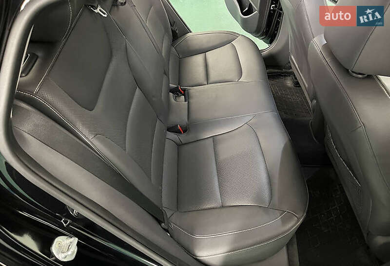 Хэтчбек Hyundai Ioniq 2018 в Львове