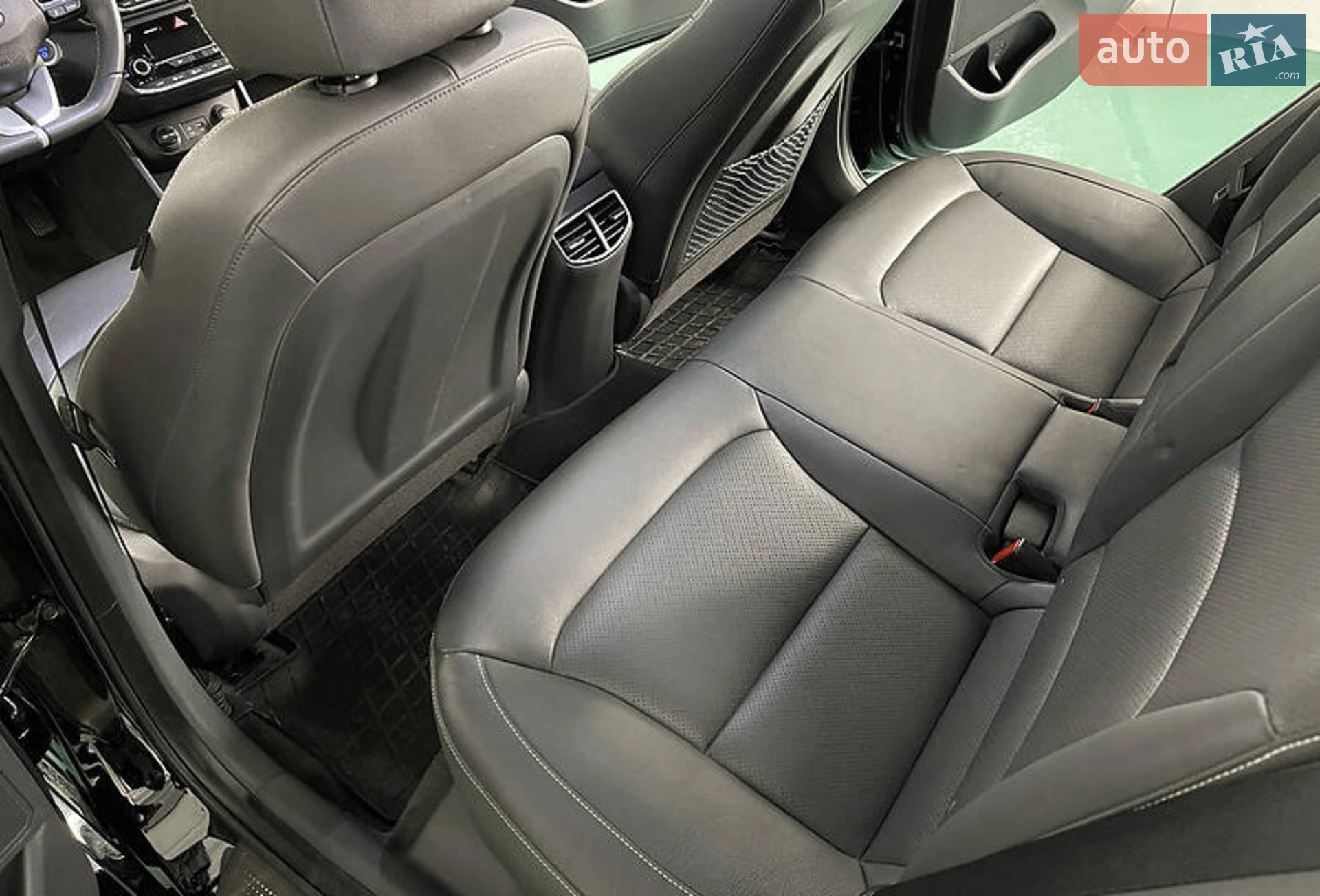 2018 Hyundai IONIQ - мініатюра 37