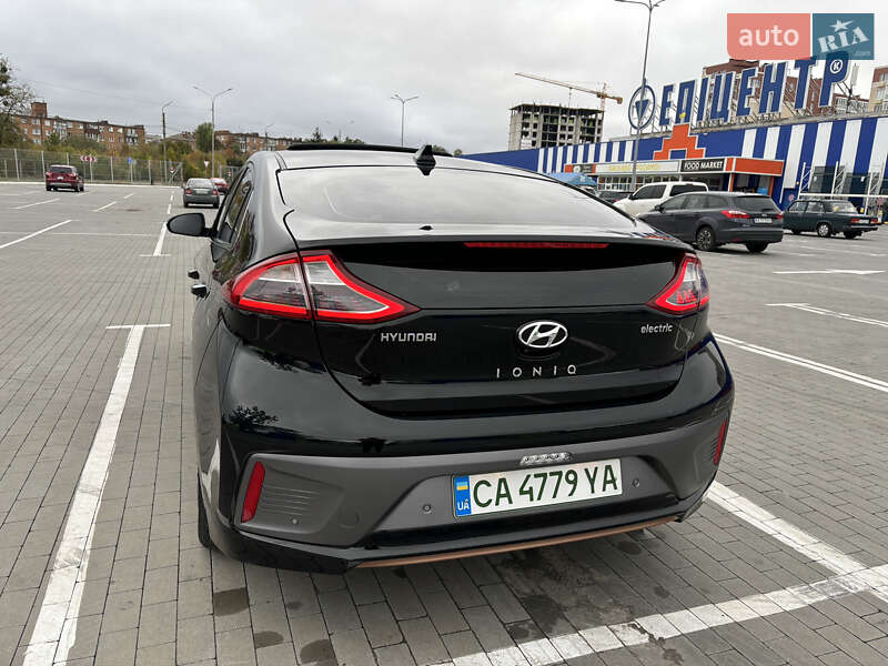 Хетчбек Hyundai Ioniq 2017 в Умані