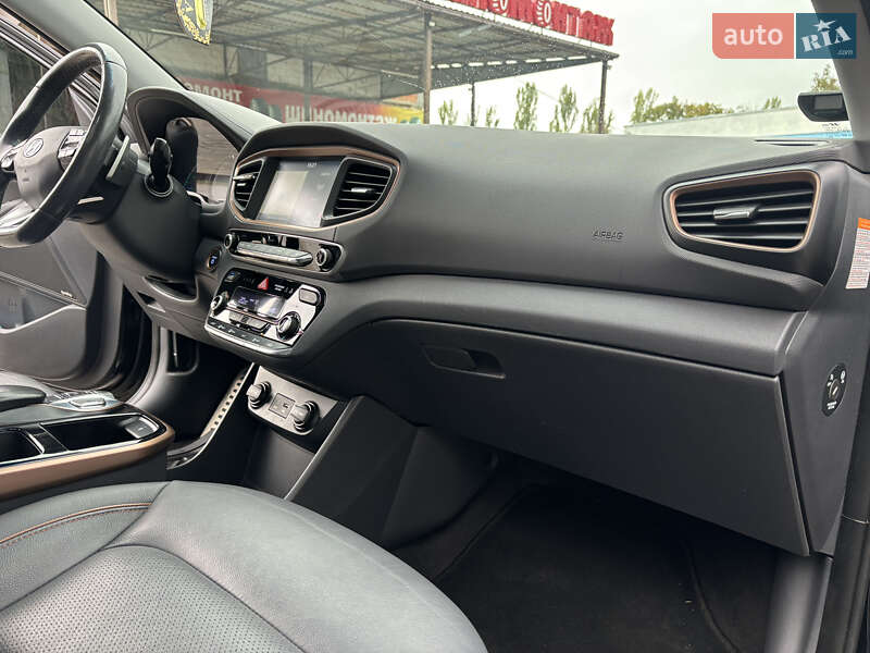 Хетчбек Hyundai Ioniq 2017 в Умані
