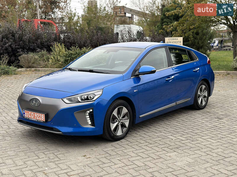 Хэтчбек Hyundai Ioniq 2017 в Ровно