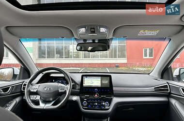 Лифтбек Hyundai Ioniq 2020 в 