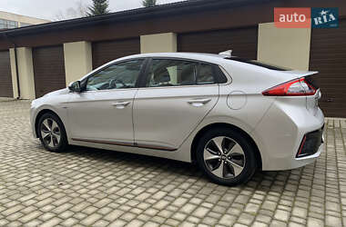 Хэтчбек Hyundai Ioniq 2018 в Коломые