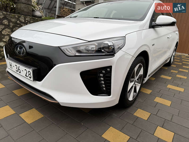 Ліфтбек Hyundai Ioniq 2019 в Тернополі