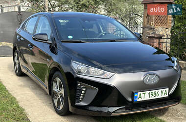 Хэтчбек Hyundai Ioniq 2018 в 