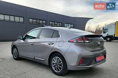 Ліфтбек Hyundai Ioniq 2020 в Бориславі