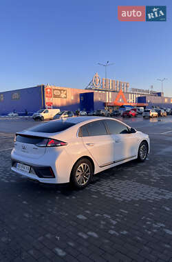 Хэтчбек Hyundai Ioniq 2019 в Виннице