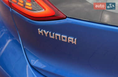 Хэтчбек Hyundai Ioniq 2017 в 