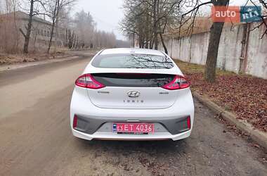 Хетчбек Hyundai Ioniq 2017 в Звягелі