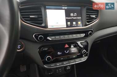 Лифтбек Hyundai Ioniq 2019 в 