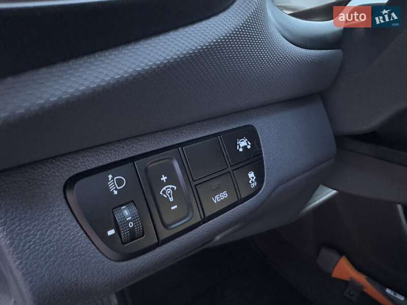 Ліфтбек Hyundai Ioniq 2019 в Чернівцях