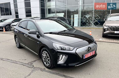 Лифтбек Hyundai Ioniq 2019 в Киеве