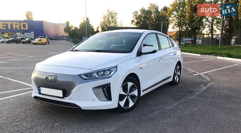 Хетчбек Hyundai Ioniq 2018 в Житомирі