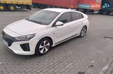 Хэтчбек Hyundai Ioniq 2018 в Львове