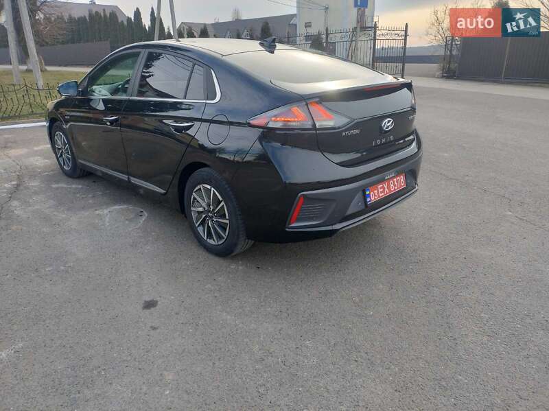 Ліфтбек Hyundai Ioniq 2019 в Володимирі