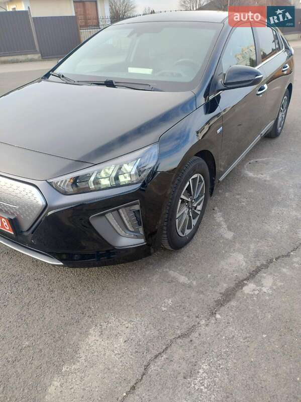 Ліфтбек Hyundai Ioniq 2019 в Володимирі