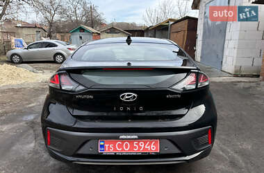 Лифтбек Hyundai Ioniq 2020 в Кобеляках