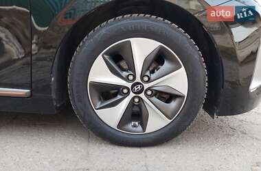 Лифтбек Hyundai Ioniq 2019 в 