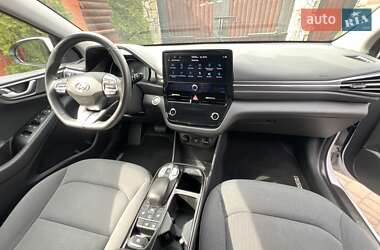 Лифтбек Hyundai Ioniq 2020 в 