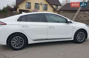 Лифтбек Hyundai Ioniq 2019 в 