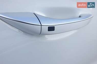 Лифтбек Hyundai Ioniq 2019 в 
