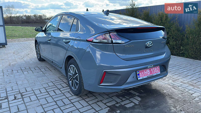 Лифтбек Hyundai Ioniq 2020 в Львове