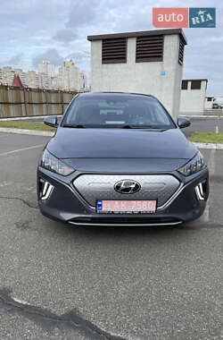 Лифтбек Hyundai Ioniq 2020 в 