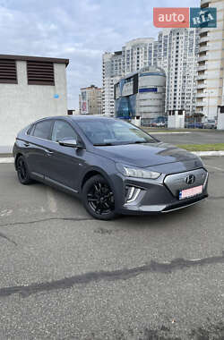 Лифтбек Hyundai Ioniq 2020 в 