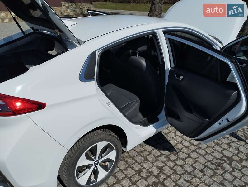 Хетчбек Hyundai Ioniq 2019 в Львові