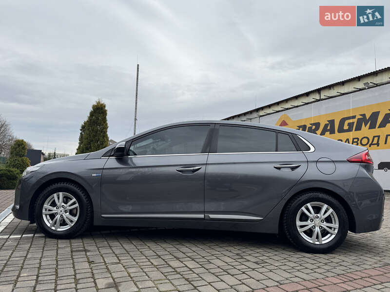 Хетчбек Hyundai Ioniq 2016 в Луцьку