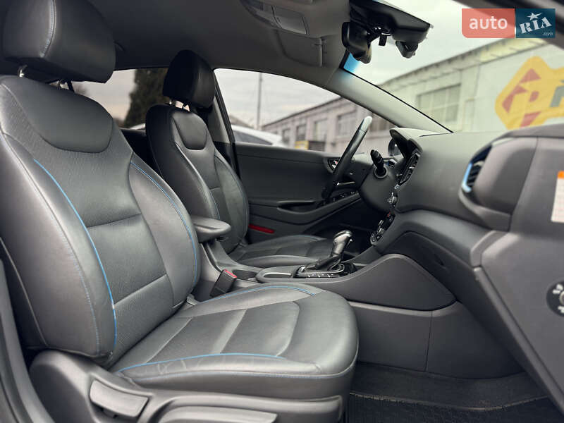 Хетчбек Hyundai Ioniq 2016 в Луцьку