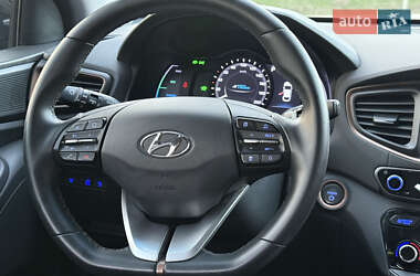 Лифтбек Hyundai Ioniq 2019 в 