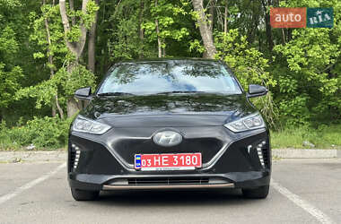 Хэтчбек Hyundai Ioniq 2016 в 